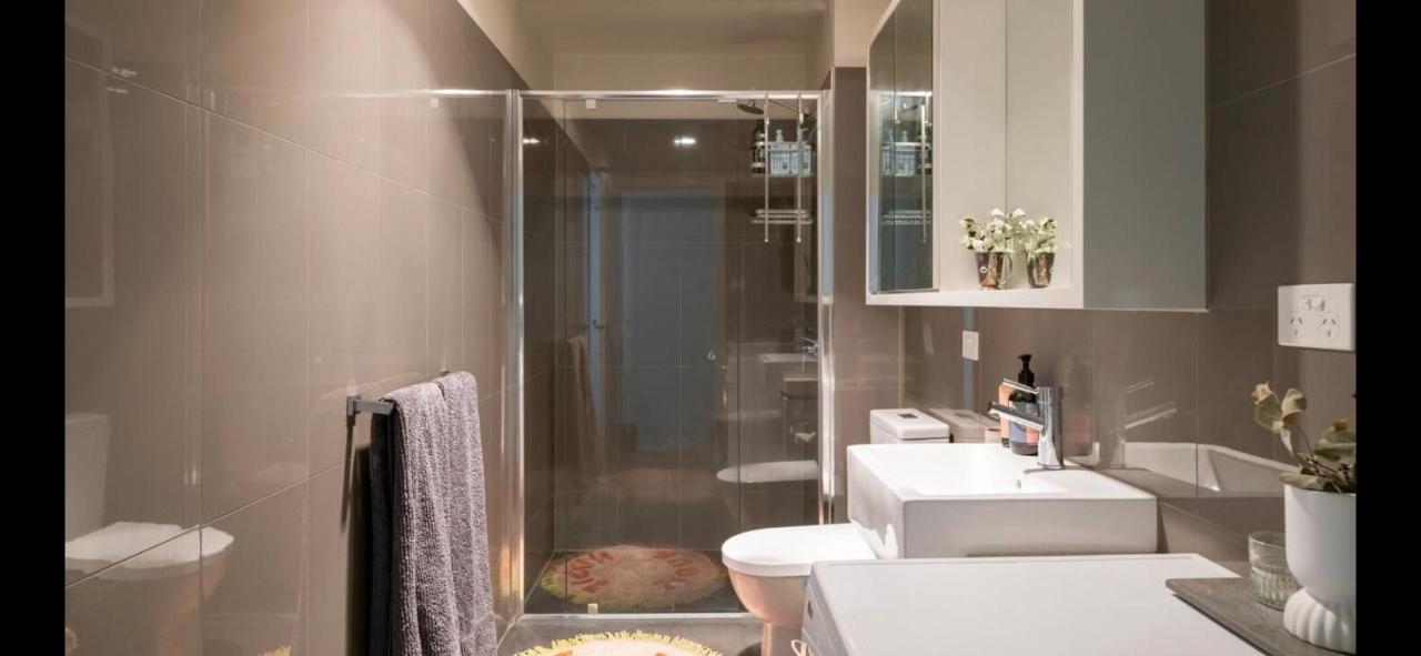 The Pas.Coe - A Stylish 1 Bedroom Unit With Free Parking. Мельбурн Екстер'єр фото